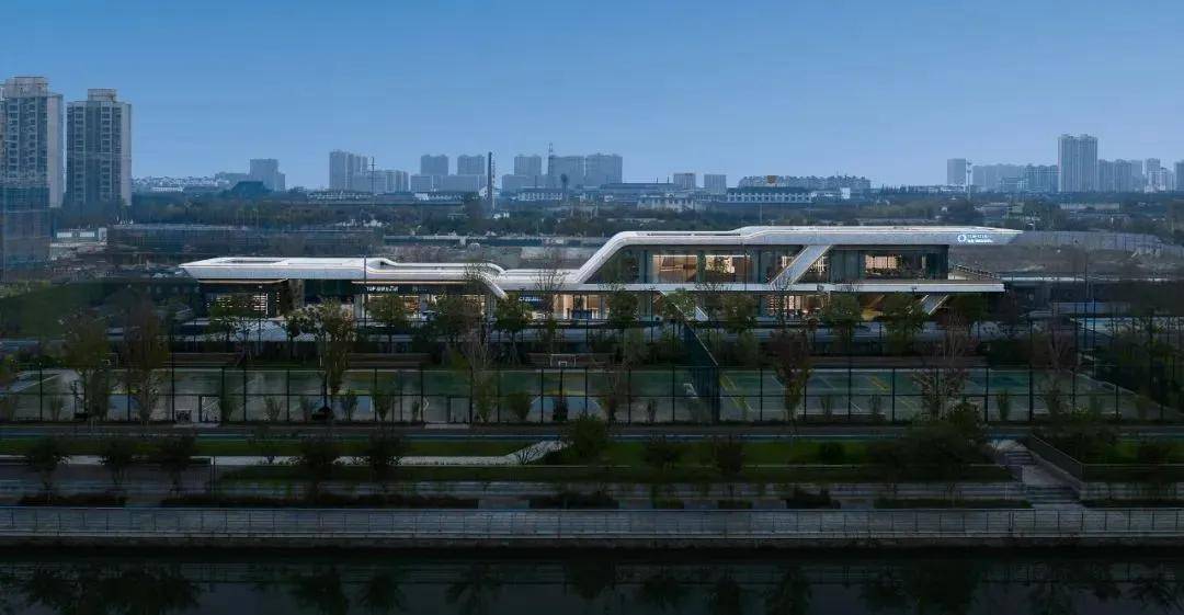 楼处电话→主页详情售楼处首页网站线上接待中心-楼盘图文解析pg电子试玩网站免费2025No丨无锡融创城铁未来中心售(图5)